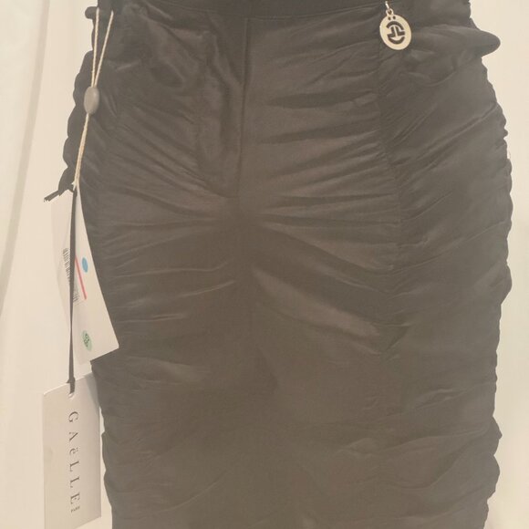 Gaelle Ruched Gathered Satin Black Pants - Picture 3 of 13